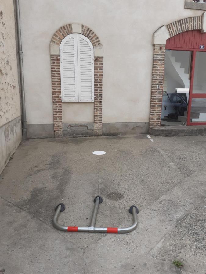 Studio En Duplex En Centre Ville Laval  Zewnętrze zdjęcie